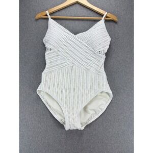 Coco Reef Contours Swimsuit Womens 12/36c Shapemaker White Crochet One Piece NWT